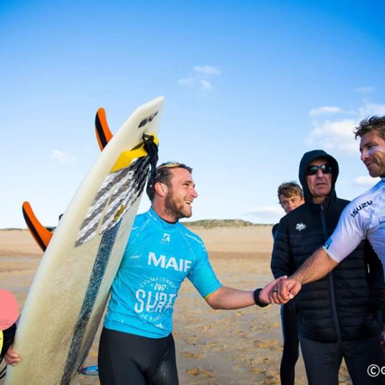 http://www.ligue-bretagne-surf.bzh/wp-content/uploads/2018/01/FB_IMG_1509227616851-540x540.jpg