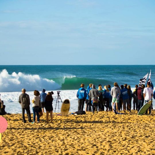 http://www.ligue-bretagne-surf.bzh/wp-content/uploads/2018/01/FB_IMG_1509285894943-540x540.jpg