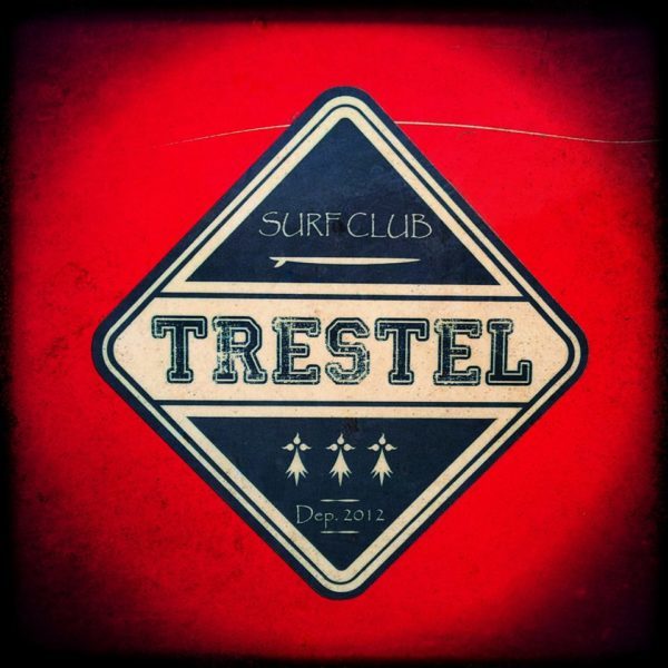 http://www.ligue-bretagne-surf.bzh/wp-content/uploads/2019/03/Trestel-Surf-CLub-e1553373690816.jpg