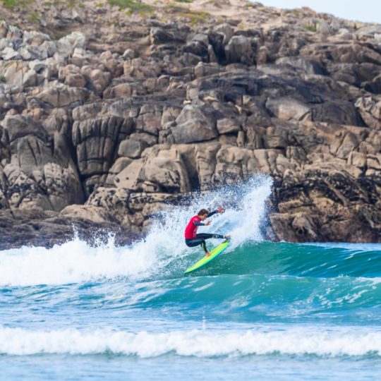 https://www.ligue-bretagne-surf.bzh/wp-content/uploads/2019/05/Junior-Pro-La-Torche-2019-9-540x540.jpg