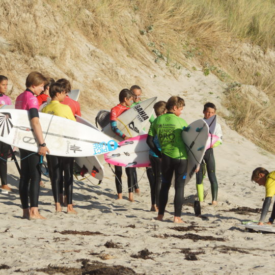 https://www.ligue-bretagne-surf.bzh/wp-content/uploads/2020/07/Stage-National-FFS-BZH-10.11.12-07-16-540x540.jpg