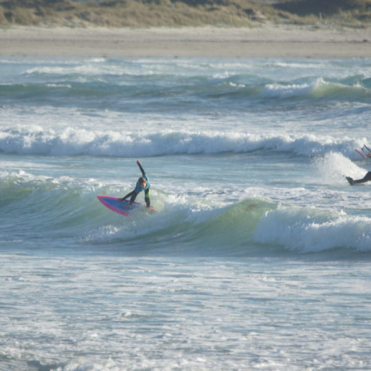 https://www.ligue-bretagne-surf.bzh/wp-content/uploads/2020/07/Stage-National-FFS-BZH-10.11.12-07-7-540x540.jpg